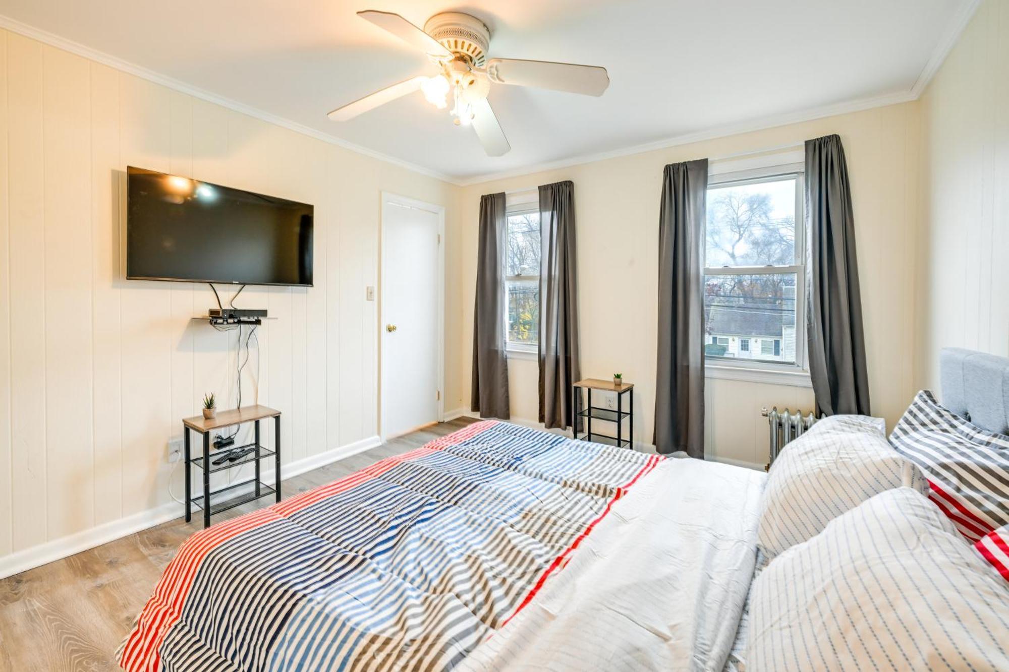 Charming Long Island Home With Fenced Yard! فريبورت المظهر الخارجي الصورة